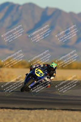 media/Jan-21-2023-CVMA (Sat) [[b9eef8ba1f]]/Race 12 Amateur Supersport Open/